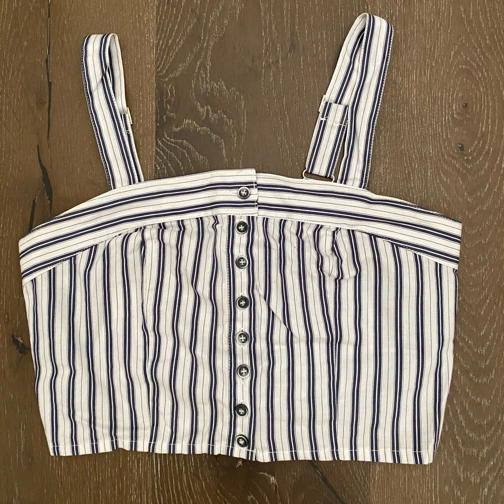 Tilly’s Striped Crop Top
